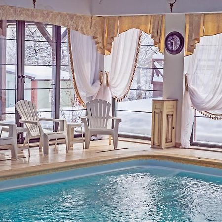Отель Emire Boutique Зэрнешти Экстерьер фото