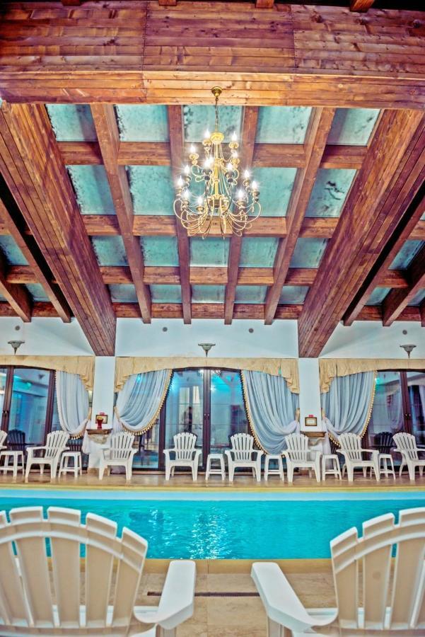 Отель Emire Boutique Зэрнешти Экстерьер фото